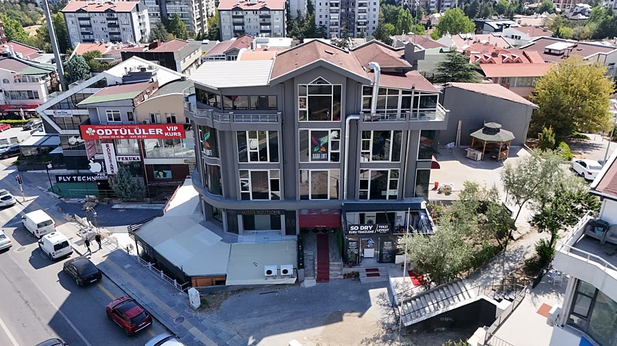Ümitköy Kız Öğrenci Yurdu — bina ve çevresi