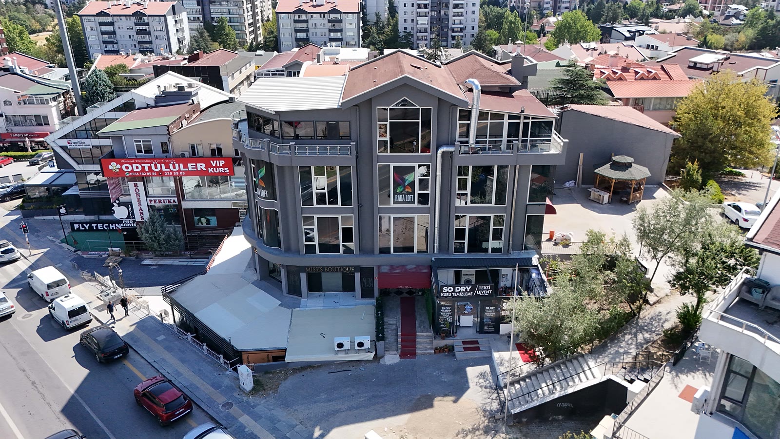 Ümitköy Kız Öğrenci Yurdu — bina cephesi ve çevresi